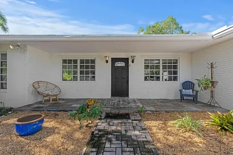 208 34th Street West Palm Beach FL 33407