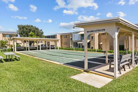 2132 NE 1st Way Boynton Beach FL 33435