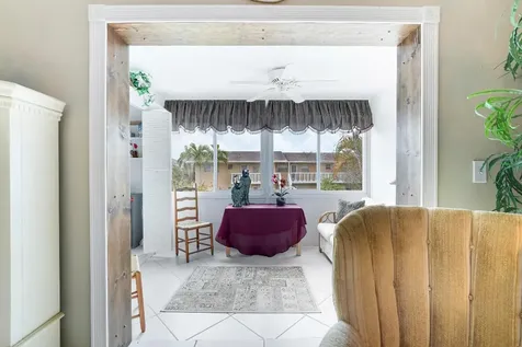 2132 NE 1st Way Boynton Beach FL 33435