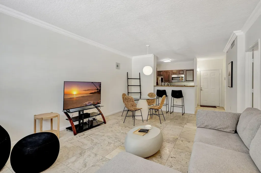 580 S Sapodilla Avenue West Palm Beach FL 33401