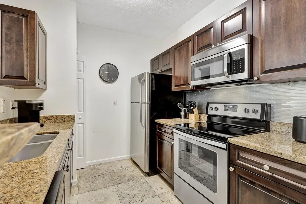 580 S Sapodilla Avenue West Palm Beach FL 33401