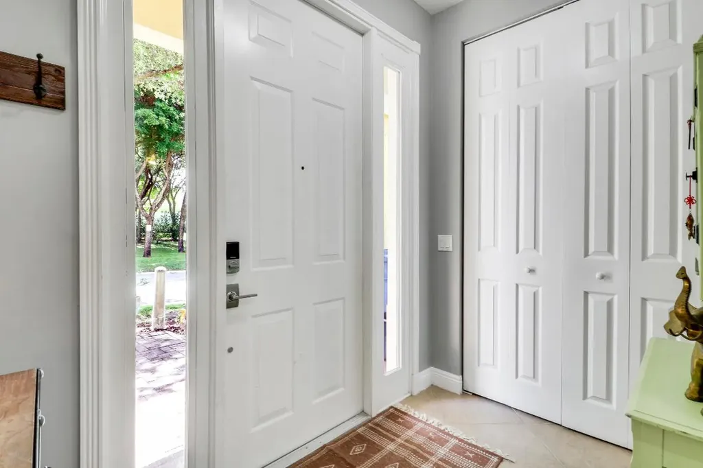 102 Via Emilia Royal Palm Beach FL 33411