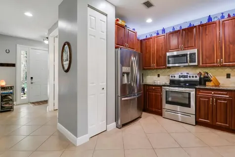 102 Via Emilia Royal Palm Beach FL 33411