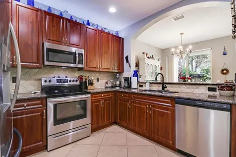 102 Via Emilia Royal Palm Beach FL 33411