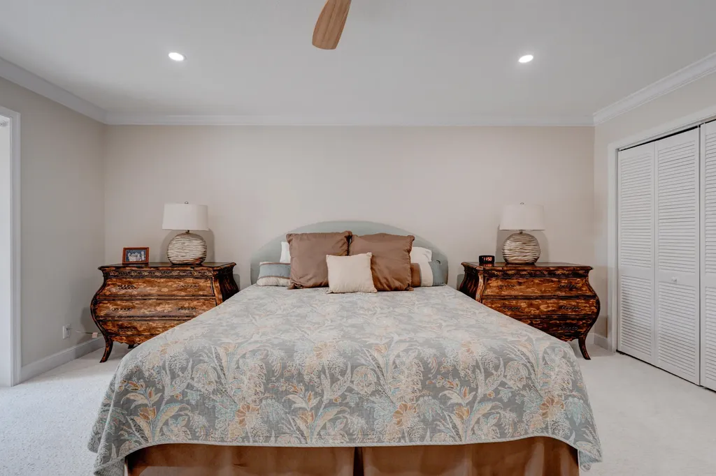 11 Berwick Road NE Palm Beach Gardens FL 33418