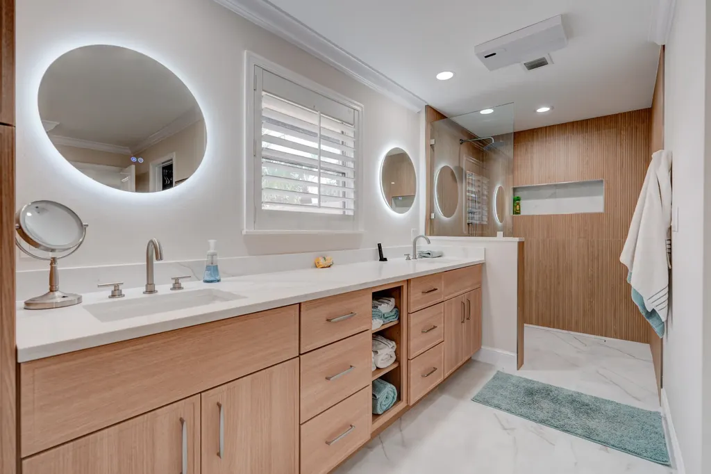 11 Berwick Road NE Palm Beach Gardens FL 33418