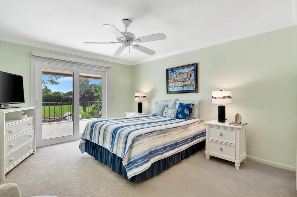 11 Berwick Road NE Palm Beach Gardens FL 33418