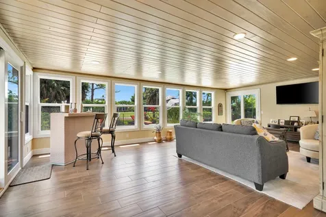 11 Berwick Road NE Palm Beach Gardens FL 33418