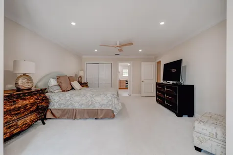 11 Berwick Road NE Palm Beach Gardens FL 33418