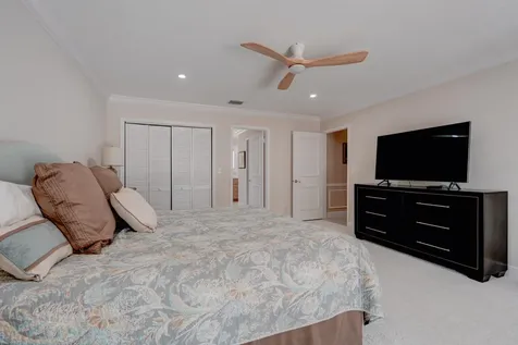 11 Berwick Road NE Palm Beach Gardens FL 33418