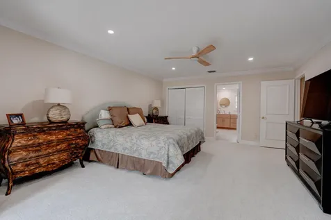 11 Berwick Road NE Palm Beach Gardens FL 33418