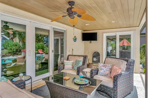 11 Berwick Road NE Palm Beach Gardens FL 33418