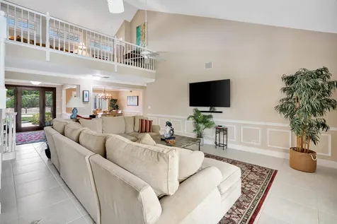 11 Berwick Road NE Palm Beach Gardens FL 33418