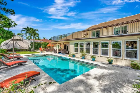 11 Berwick Road NE Palm Beach Gardens FL 33418