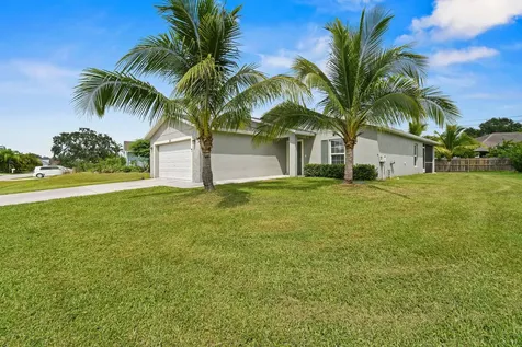 221 SW Aldoro Place Port St Lucie FL 34953