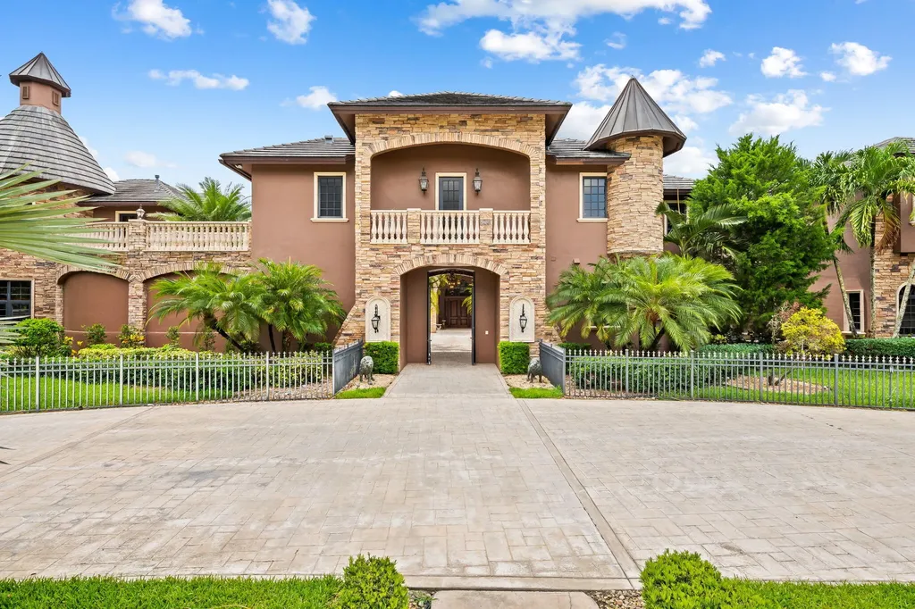 6300 Riverside Drive Parkland FL 33067