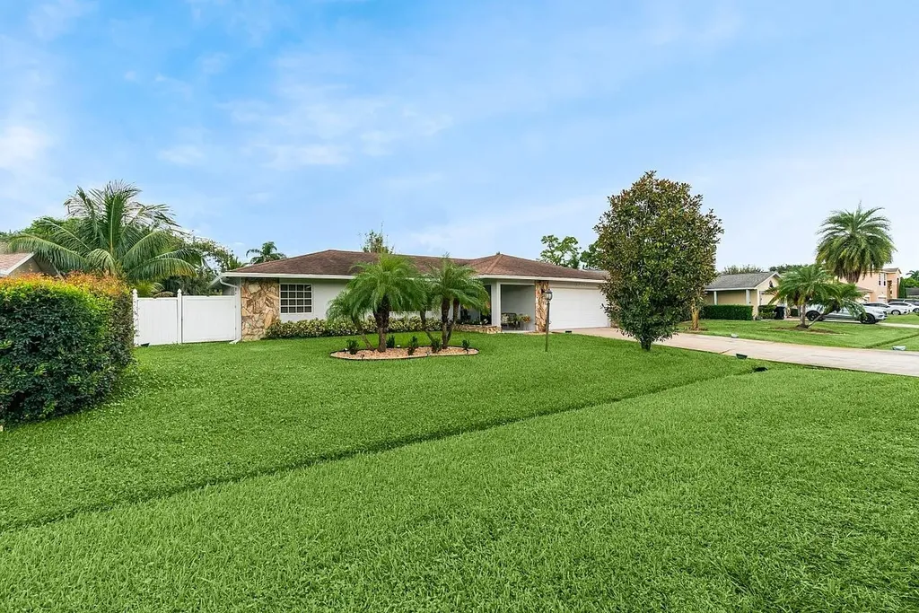 2482 SE Sidonia Street Port St Lucie FL 34952