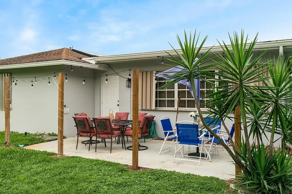 2482 SE Sidonia Street Port St Lucie FL 34952