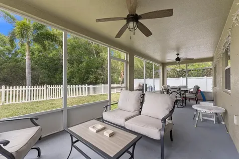 5423 NW Wisk Fern Circle Port St Lucie FL 34986