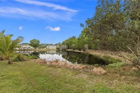 5423 NW Wisk Fern Circle Port St Lucie FL 34986