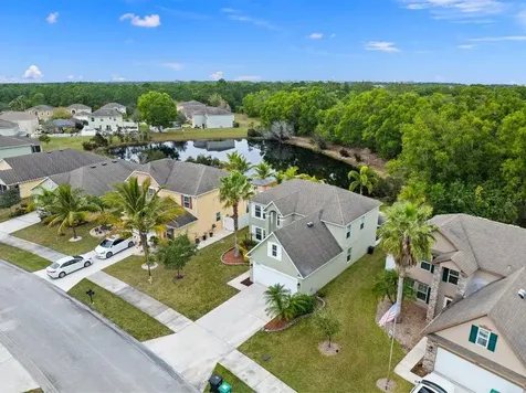 5423 NW Wisk Fern Circle Port St Lucie FL 34986