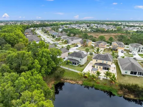 5423 NW Wisk Fern Circle Port St Lucie FL 34986