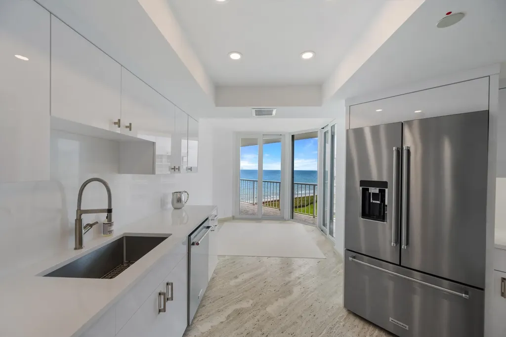 3170 S Ocean Boulevard Palm Beach FL 33480