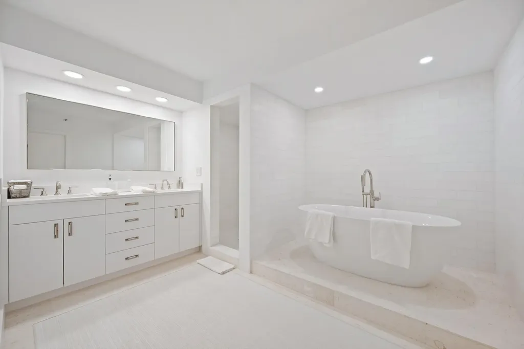 3170 S Ocean Boulevard Palm Beach FL 33480