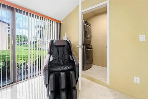 630 Sea Pine Way Greenacres FL 33415