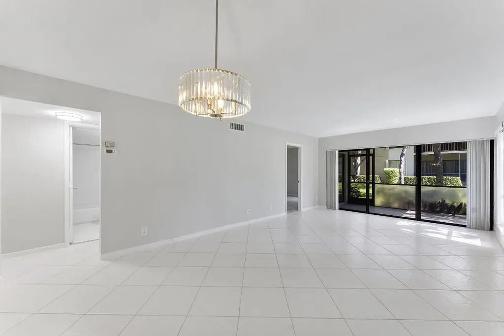 159 NW 70th Street Boca Raton FL 33487