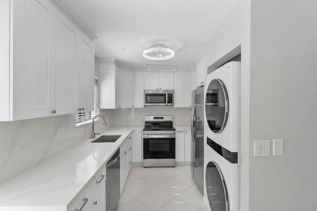 159 NW 70th Street Boca Raton FL 33487