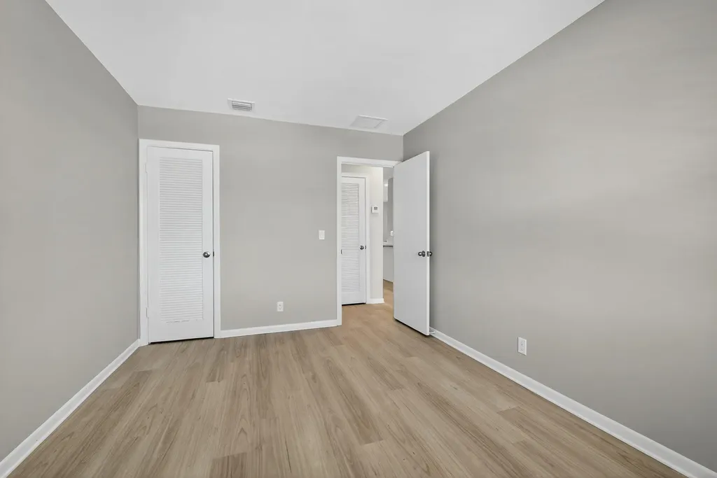 42 Easthampton B West Palm Beach FL 33417