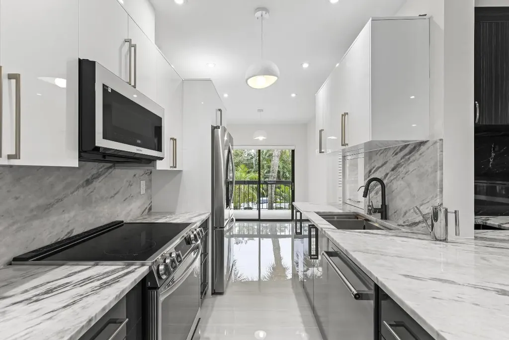 11311 Pond View Drive Wellington FL 33414