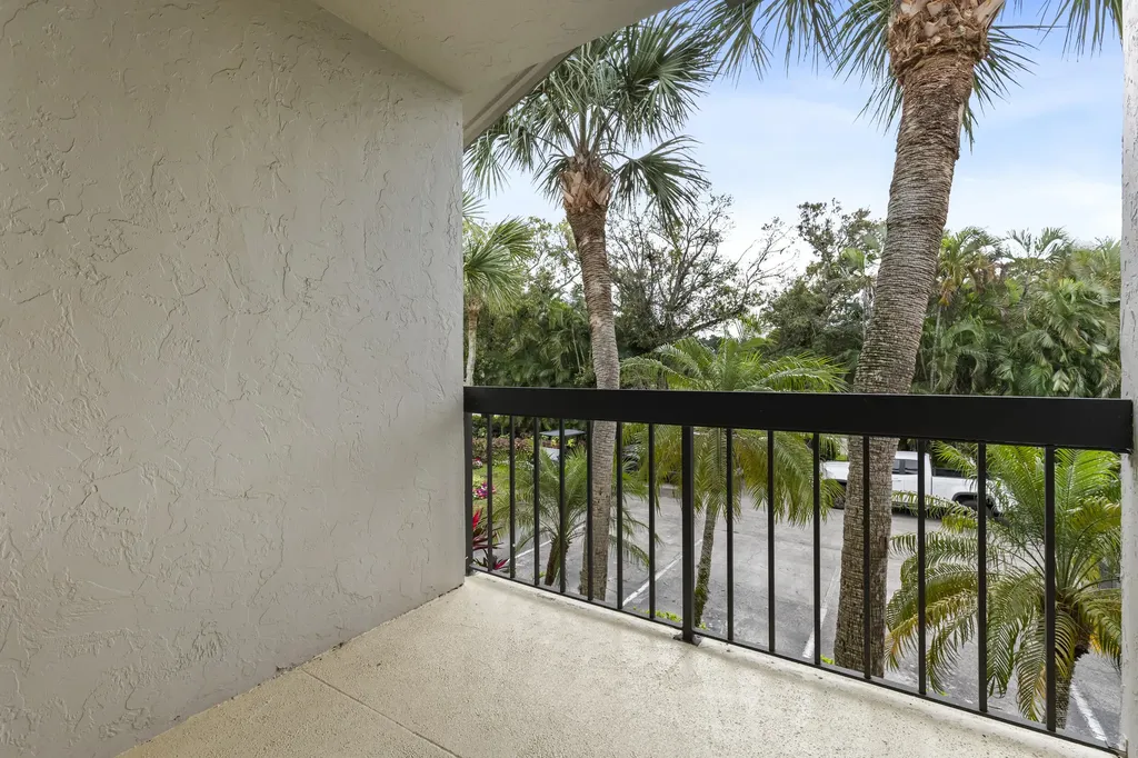 11311 Pond View Drive Wellington FL 33414