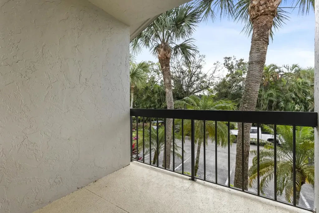 11311 Pond View Drive Wellington FL 33414