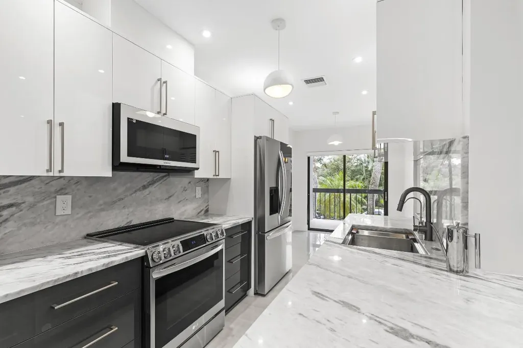 11311 Pond View Drive Wellington FL 33414