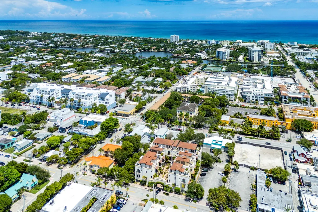 117 NE 5th Avenue Delray Beach FL 33483