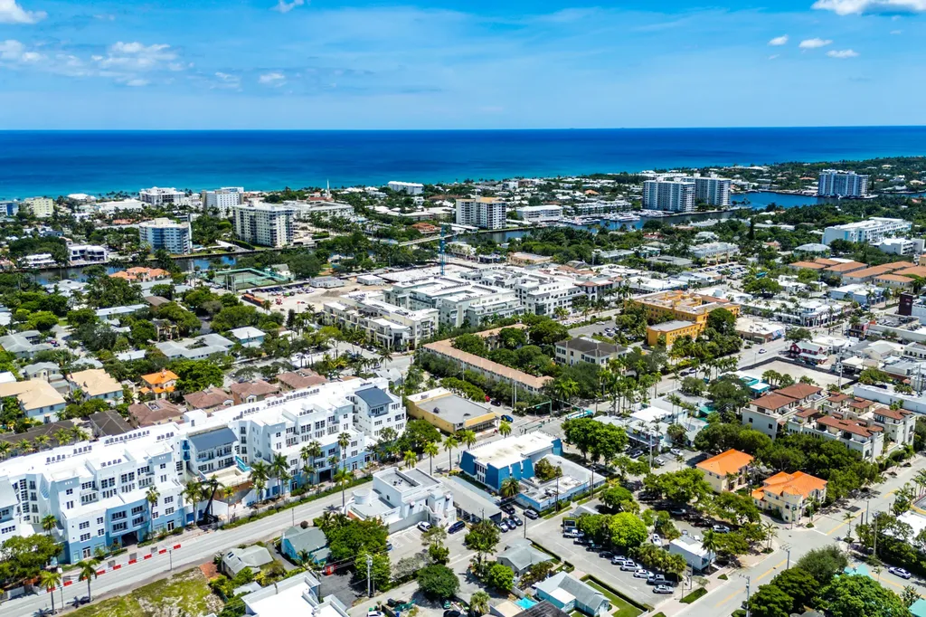 117 NE 5th Avenue Delray Beach FL 33483