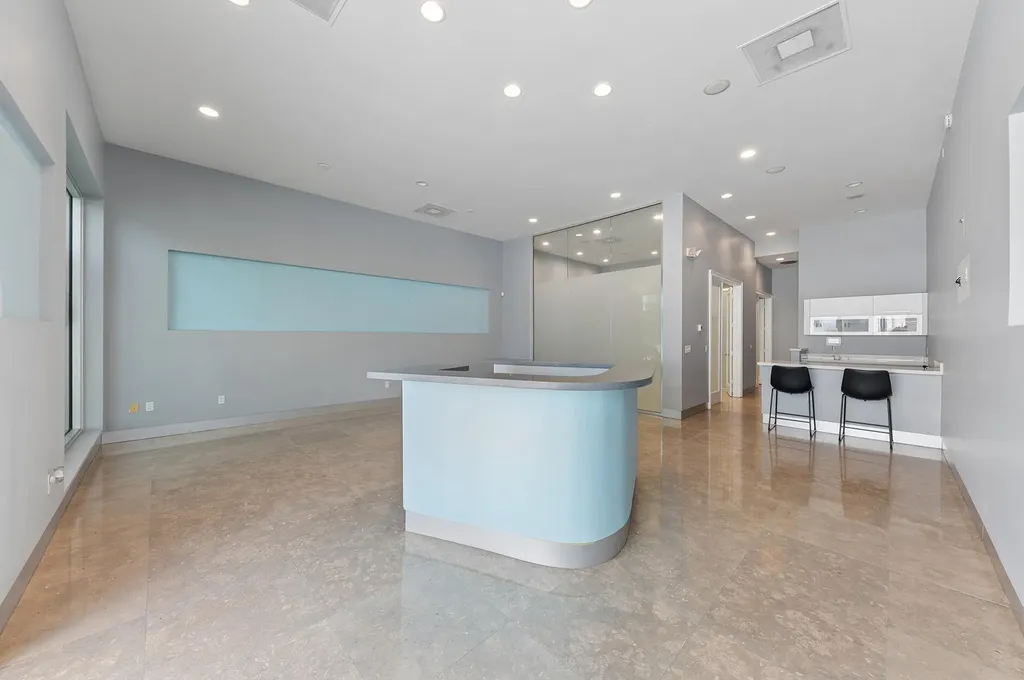 117 NE 5th Avenue Delray Beach FL 33483