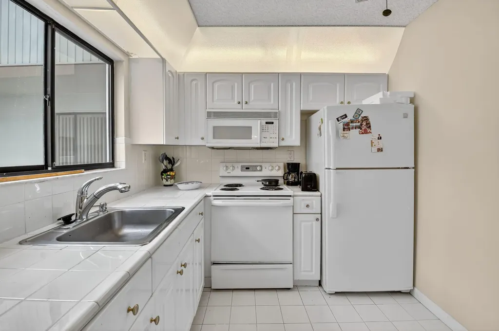 15072 Ashland Place Delray Beach FL 33484