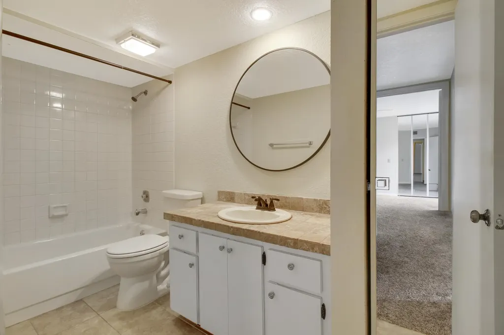 3900 County Line Road Tequesta FL 33469