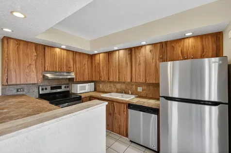 3900 County Line Road Tequesta FL 33469