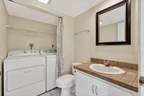 3900 County Line Road Tequesta FL 33469