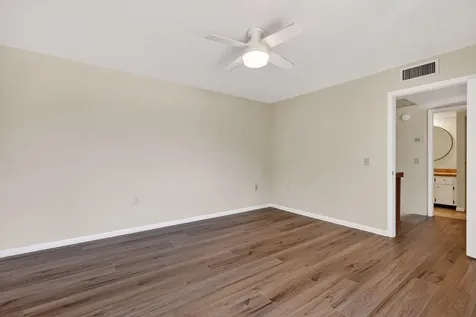 3900 County Line Road Tequesta FL 33469