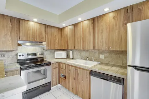 3900 County Line Road Tequesta FL 33469