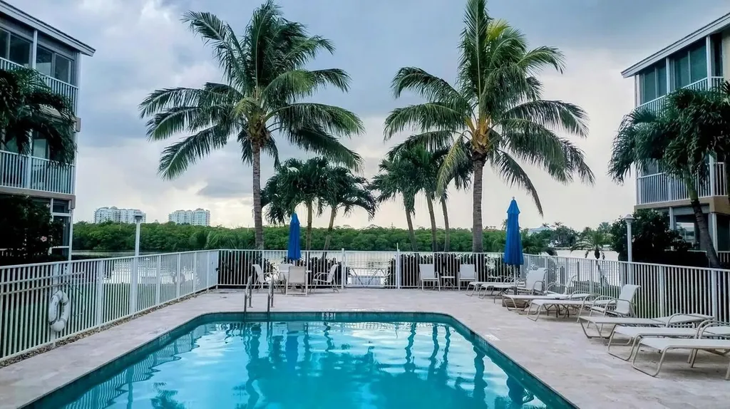 6530 N Ocean Boulevard Ocean Ridge FL 33435