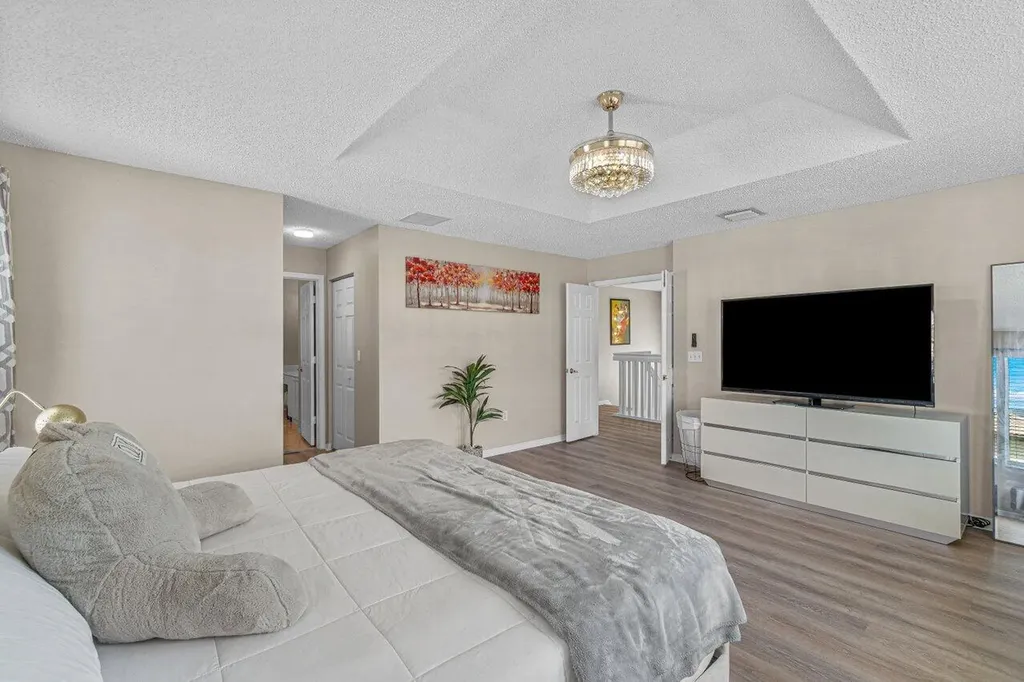 9885 Woodworth Court Wellington FL 33414
