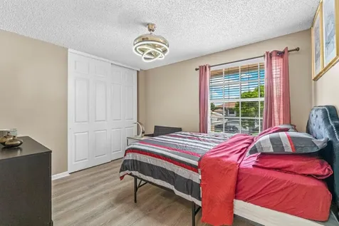 9885 Woodworth Court Wellington FL 33414