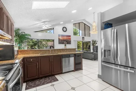 6335 NW 52nd Street Coral Springs FL 33067