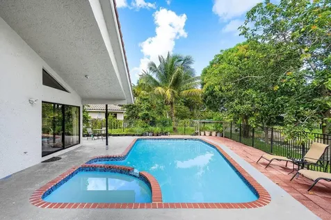 6335 NW 52nd Street Coral Springs FL 33067